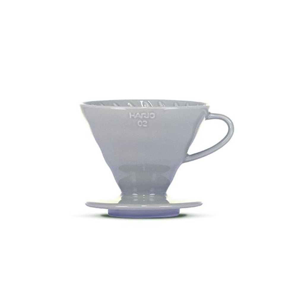 Hario V60 02 Seramik Dripper – Japonya Üretimi Filtre Kahve Aparatı (1–4 Fincan, Renk Seçenekli)