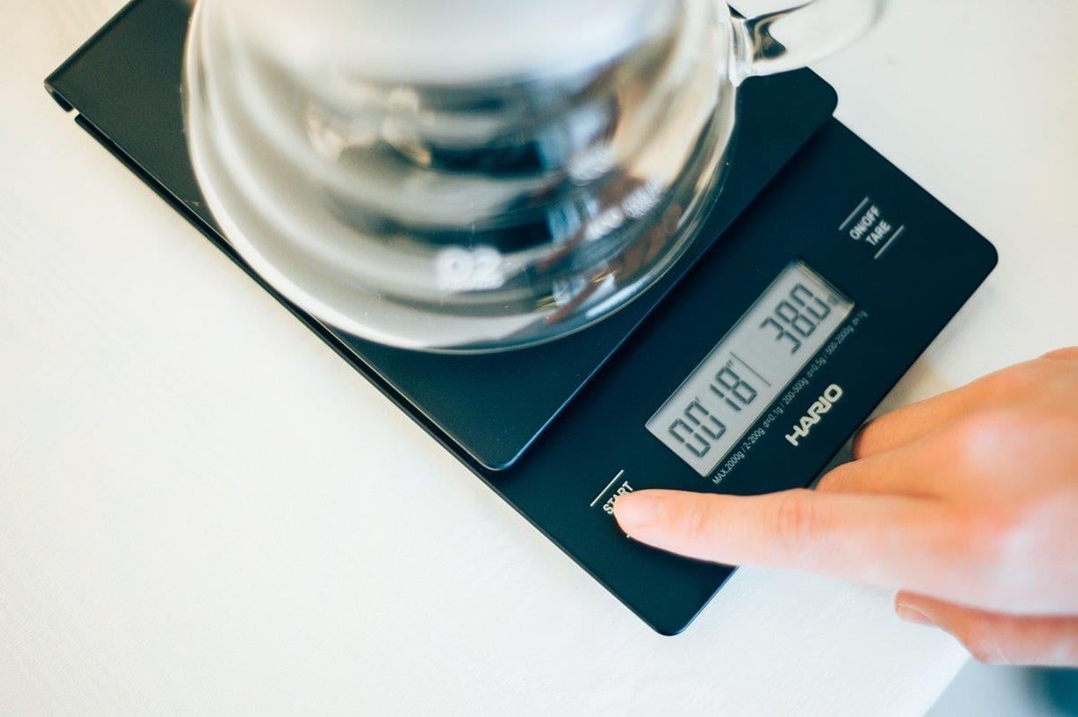 Hario V60 Drip Tartısı – Yüksek Hassasiyetli Kahve Demleme Terazisi